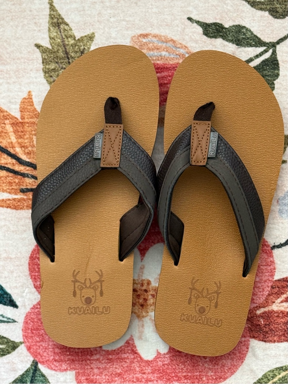 KUAILU Brown & Tan Men's Flip Flops Size 8 New